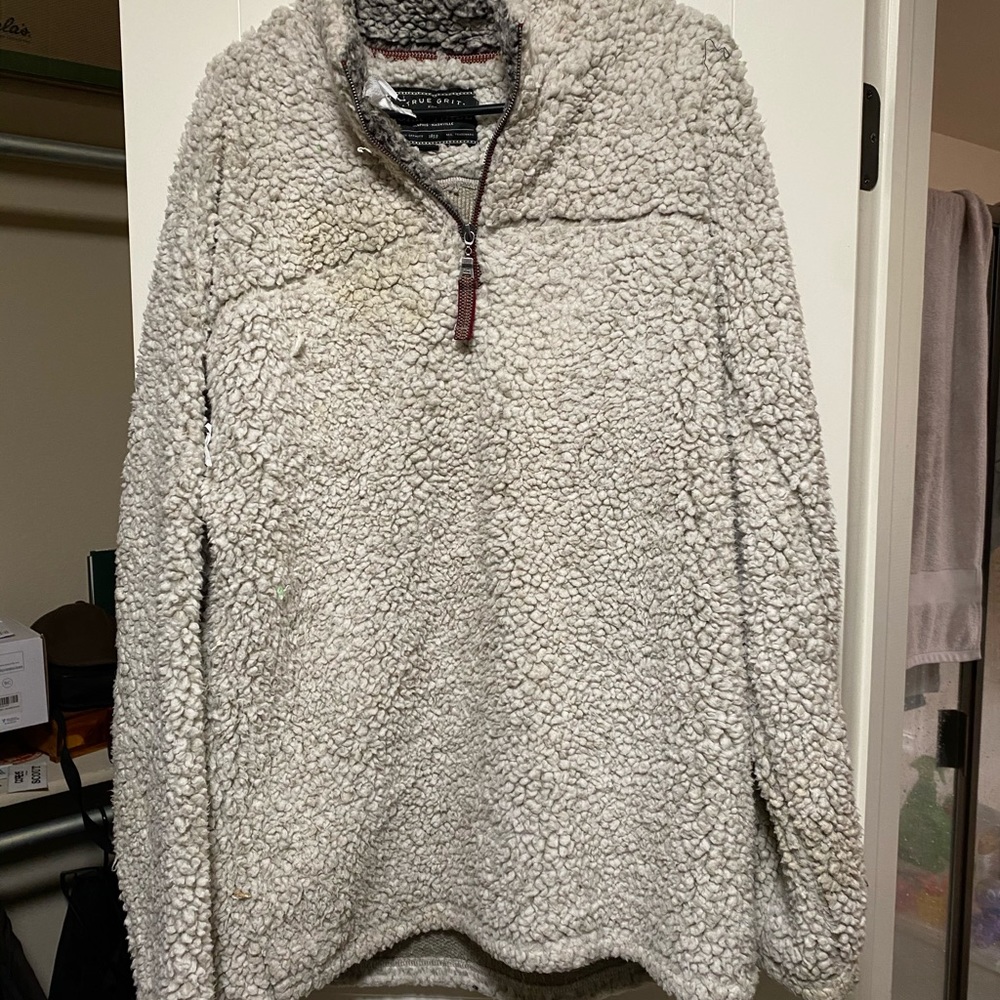 True grit pullover
